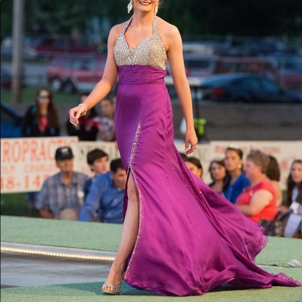Purple prom/pageant dress